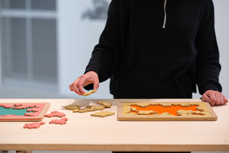 タケカワアヤセ 《すきまパズル》 | 多摩美術大学