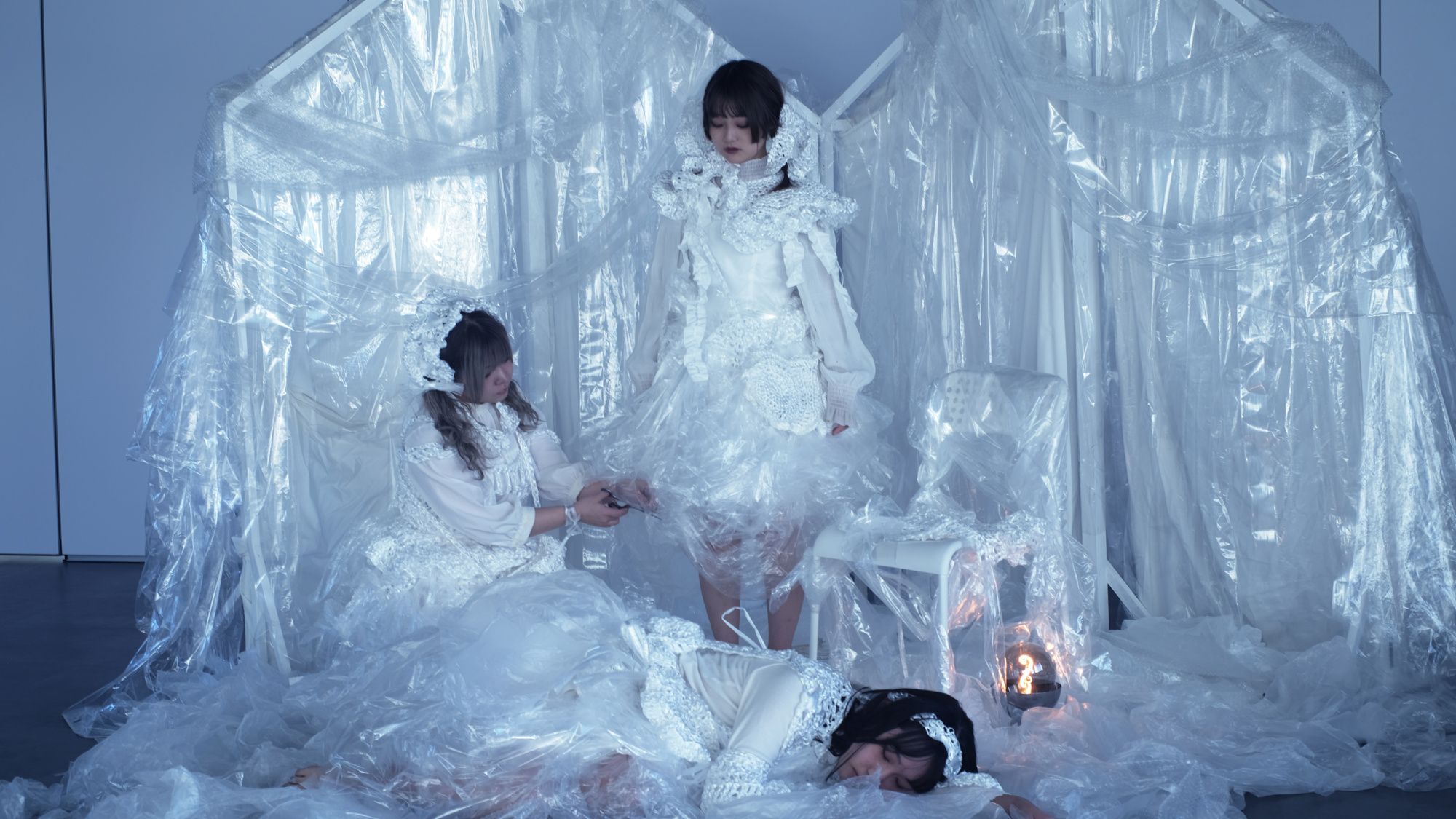 三木 柚芳 《vinyl doll》 | 多摩美術大学