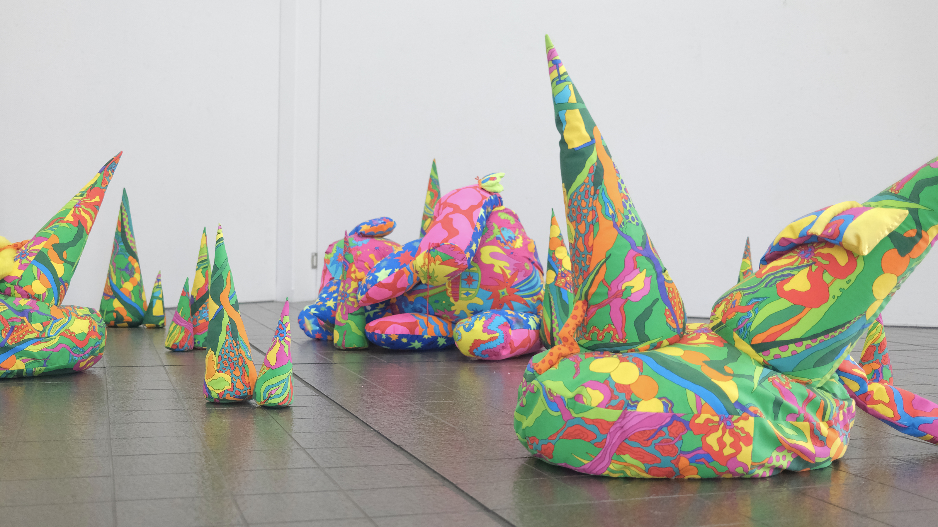 森井 彩月 《「あっ！！！！」》 | 多摩美術大学