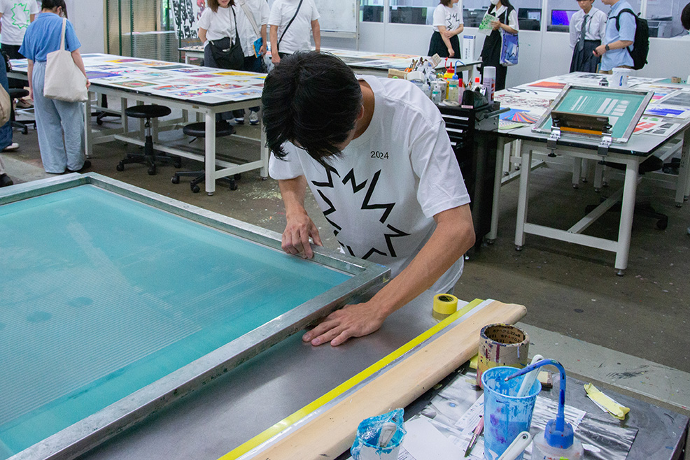 公開制作（シルクスクリーン・写真工房） | 多摩美術大学