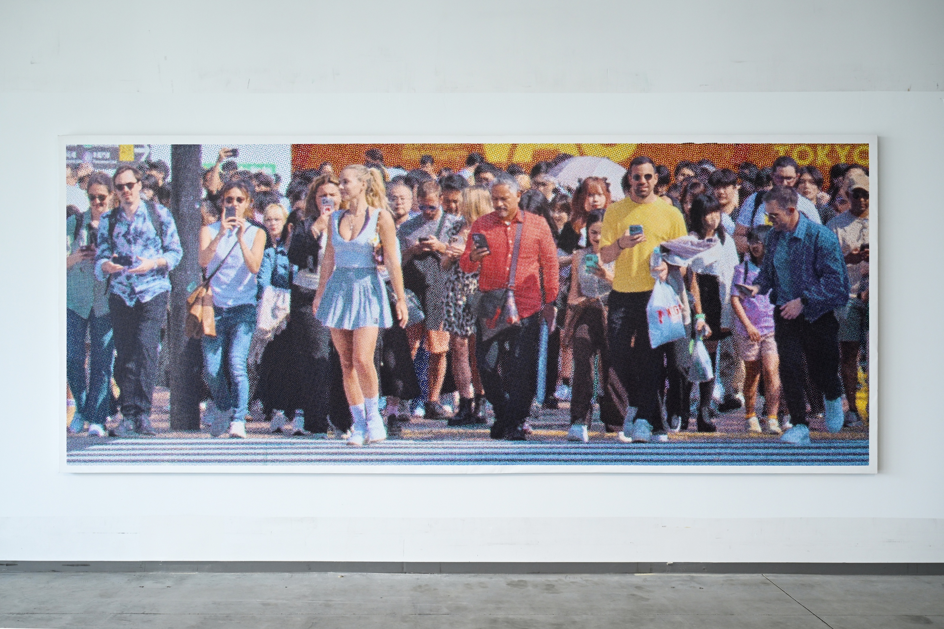 創立90周年記念事業】スーパーマーケットの跡地“BLUE CUBE”で開催され