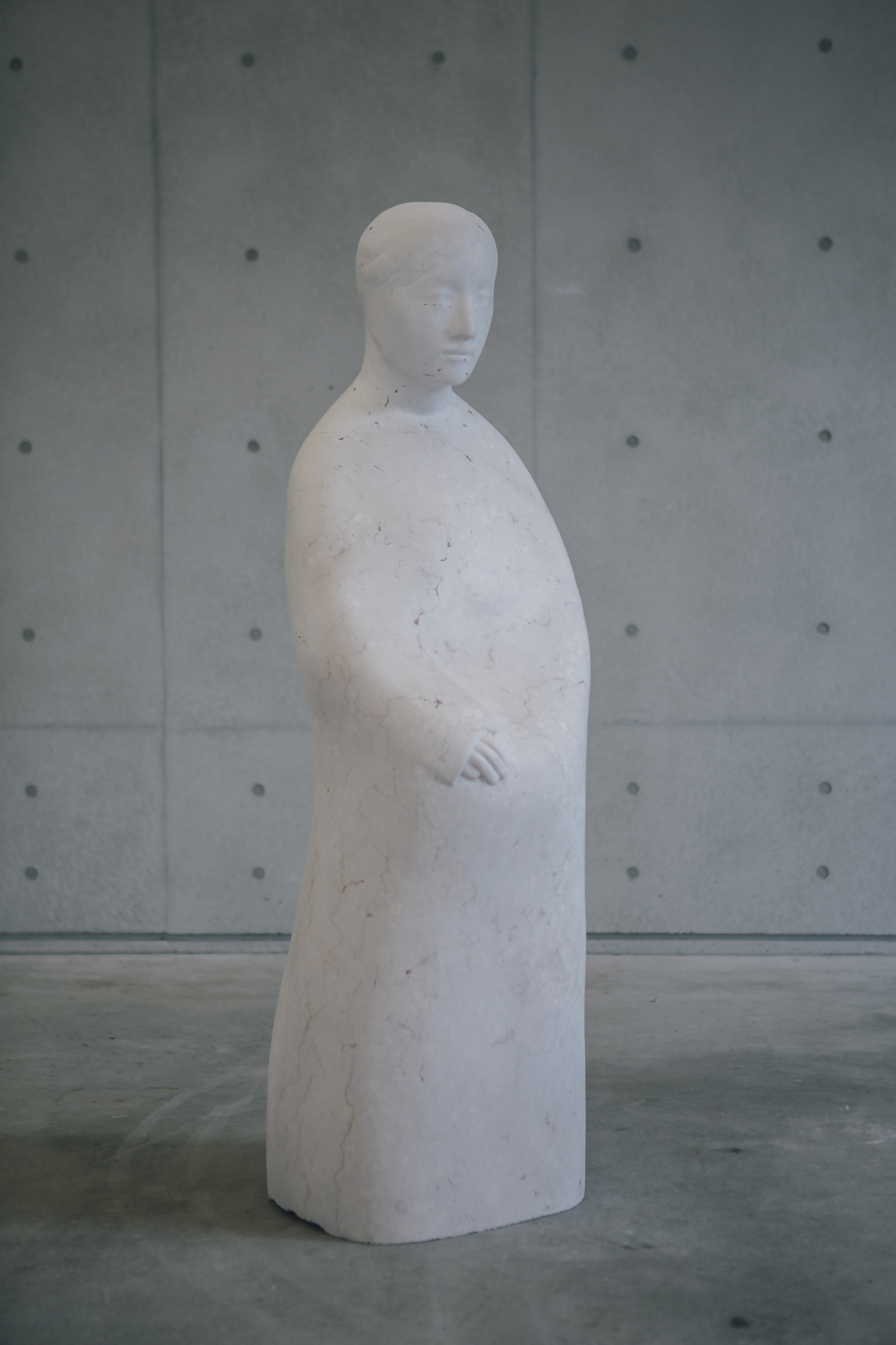 宗教的女性像 約15cm 坂田 虹花 《女性像》 | 多摩美術大学